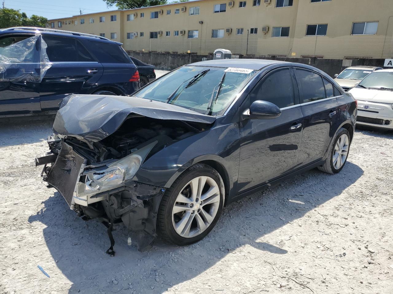 2016 Chevrolet Cruze Limited Ltz for Sale in Opa Locka, FL - Front End