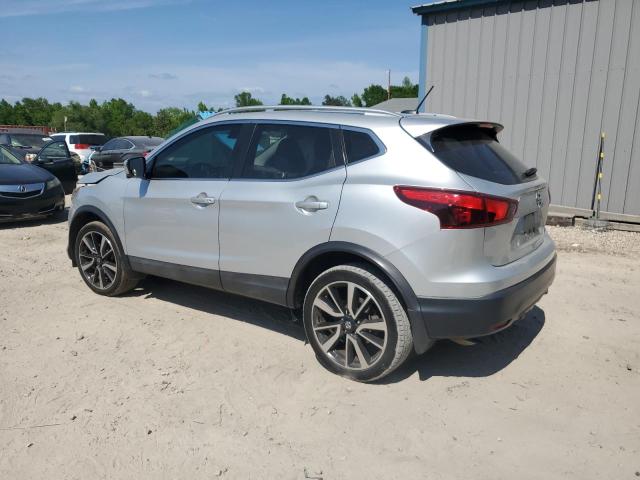  NISSAN ROGUE 2017 Сріблястий