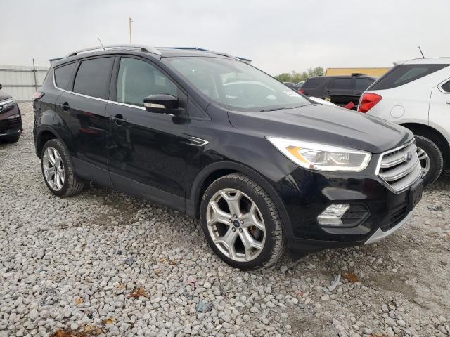  FORD ESCAPE 2018 Черный