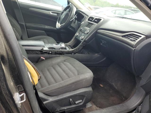  FORD FUSION 2018 Czarny