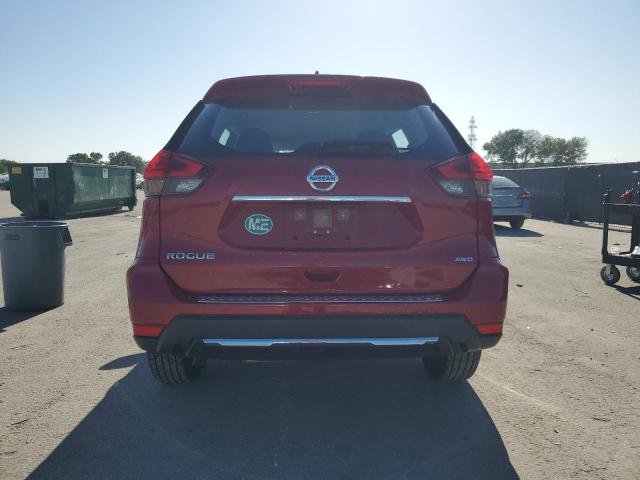  NISSAN ROGUE 2017 Красный
