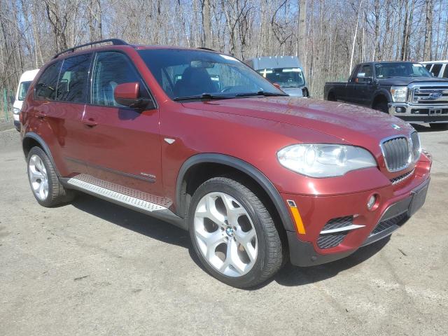 Паркетники BMW X5 2012 Красный