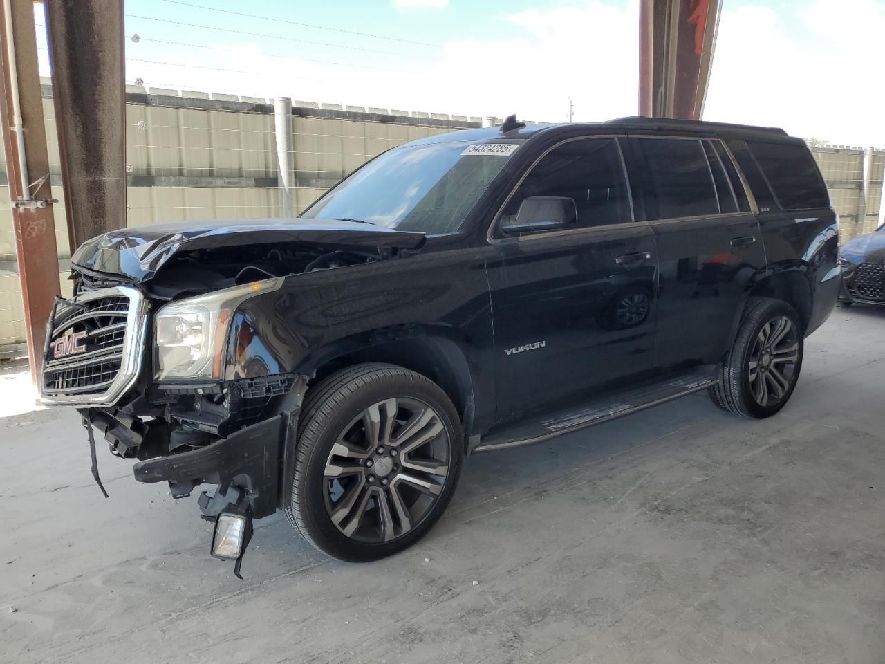 2016 Gmc Yukon Slt for Sale in Homestead, FL - Front End