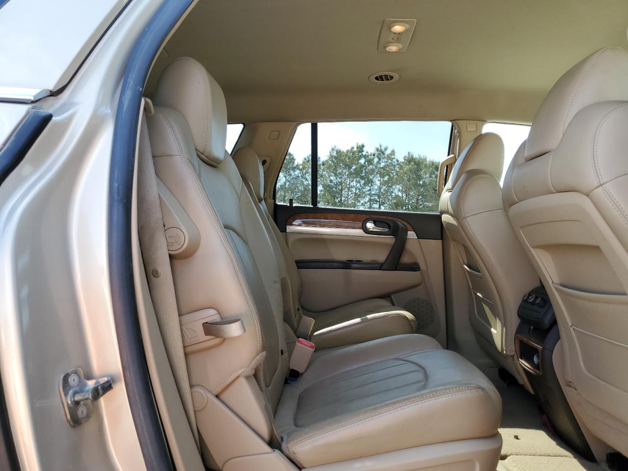 2008 Buick Enclave Cxl VIN: 5GAER23708J272636 Lot: 53093425