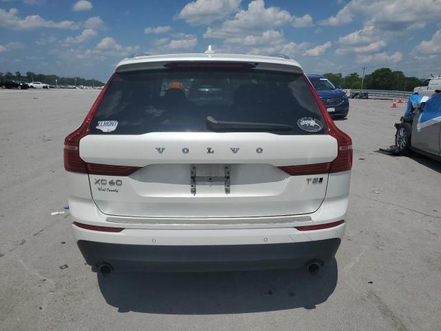  VOLVO XC60 2018 White