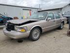 1995 Lincoln Town Car Executive for Sale in Pekin, IL - Front End