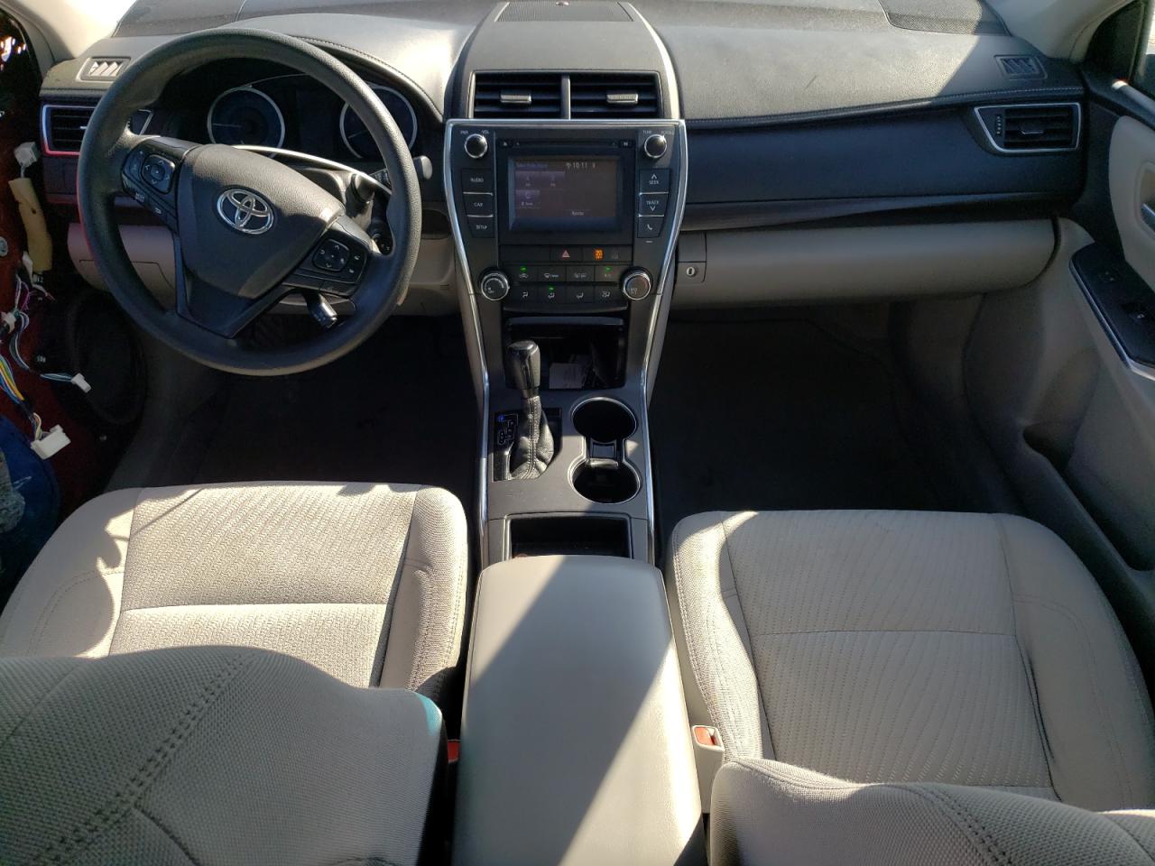 4t1bf1fk9hu667980 4T1BF1FK9HU667980 2017 Toyota Camry Le