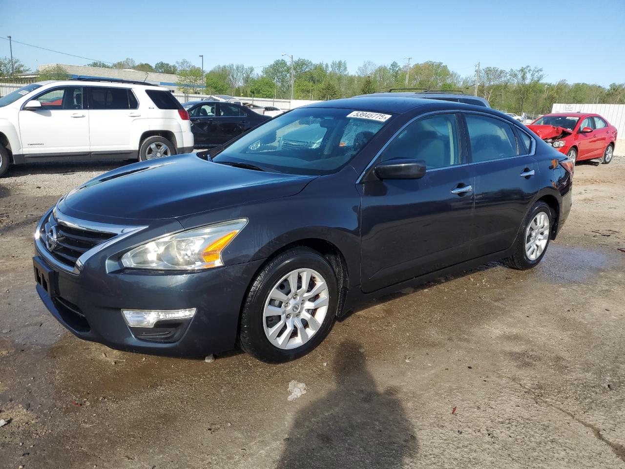 2015 Nissan Altima 2.5 продається в Louisville, KY - Side