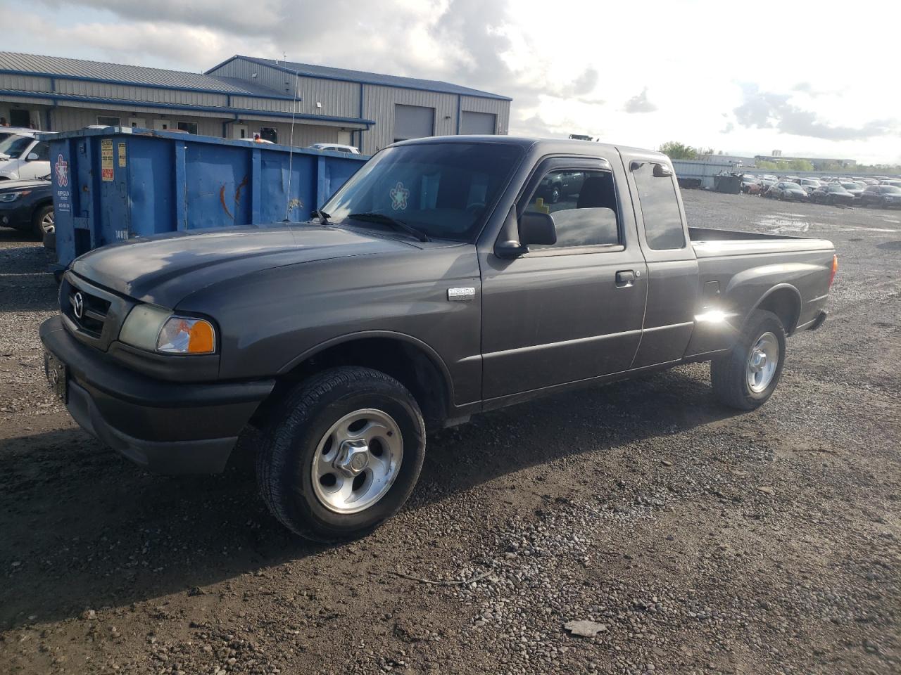 2005 Mazda B3000 Cab Plus на продаже в Earlington, KY - Hail