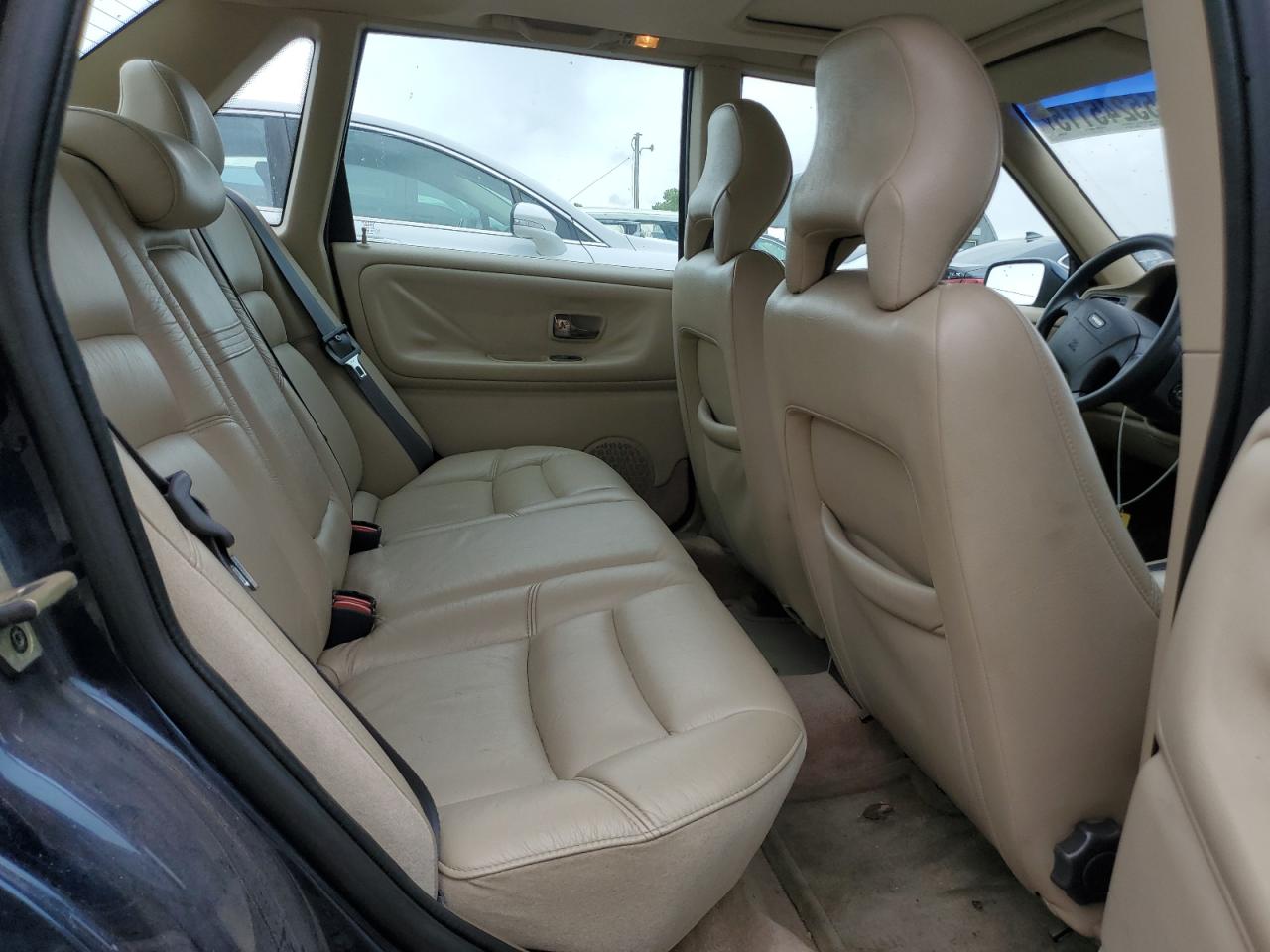 1998 Volvo S70 Glt VIN: YV1LS5673W1549052 Lot: 55245115