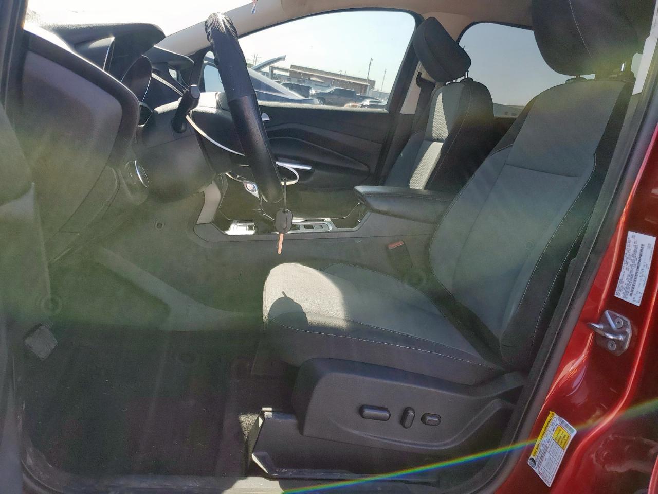 1FMCU0GD4JUB52301 FORD ESCAPE 2018