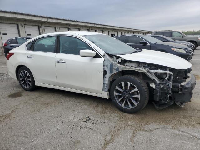  NISSAN ALTIMA 2017 Biały