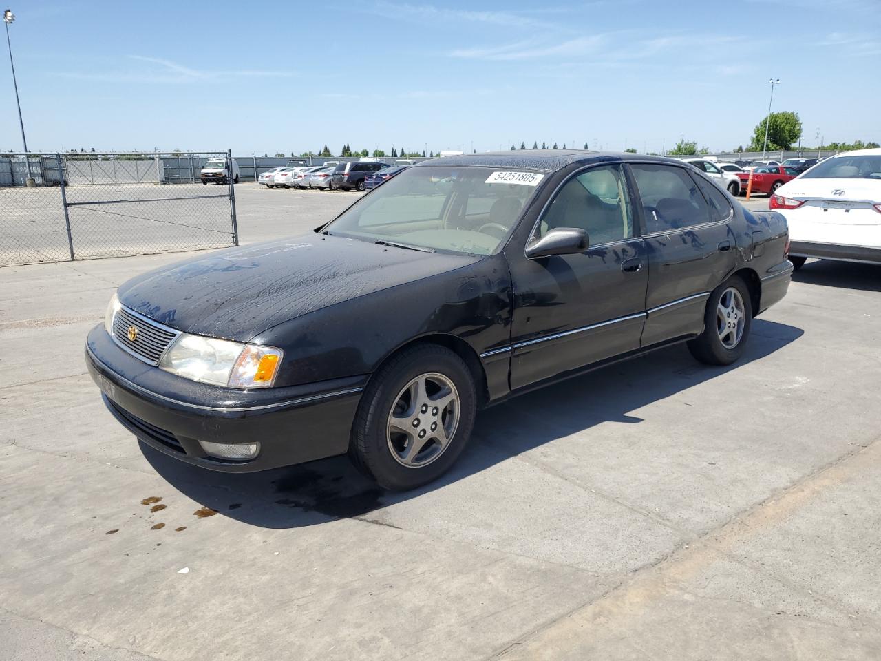 1999 Toyota Avalon Xl for Sale in Sacramento, CA - Side