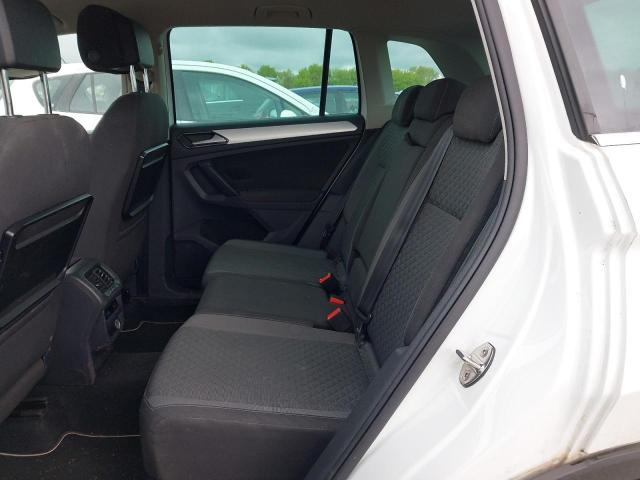 2017 VOLKSWAGEN TIGUAN SE