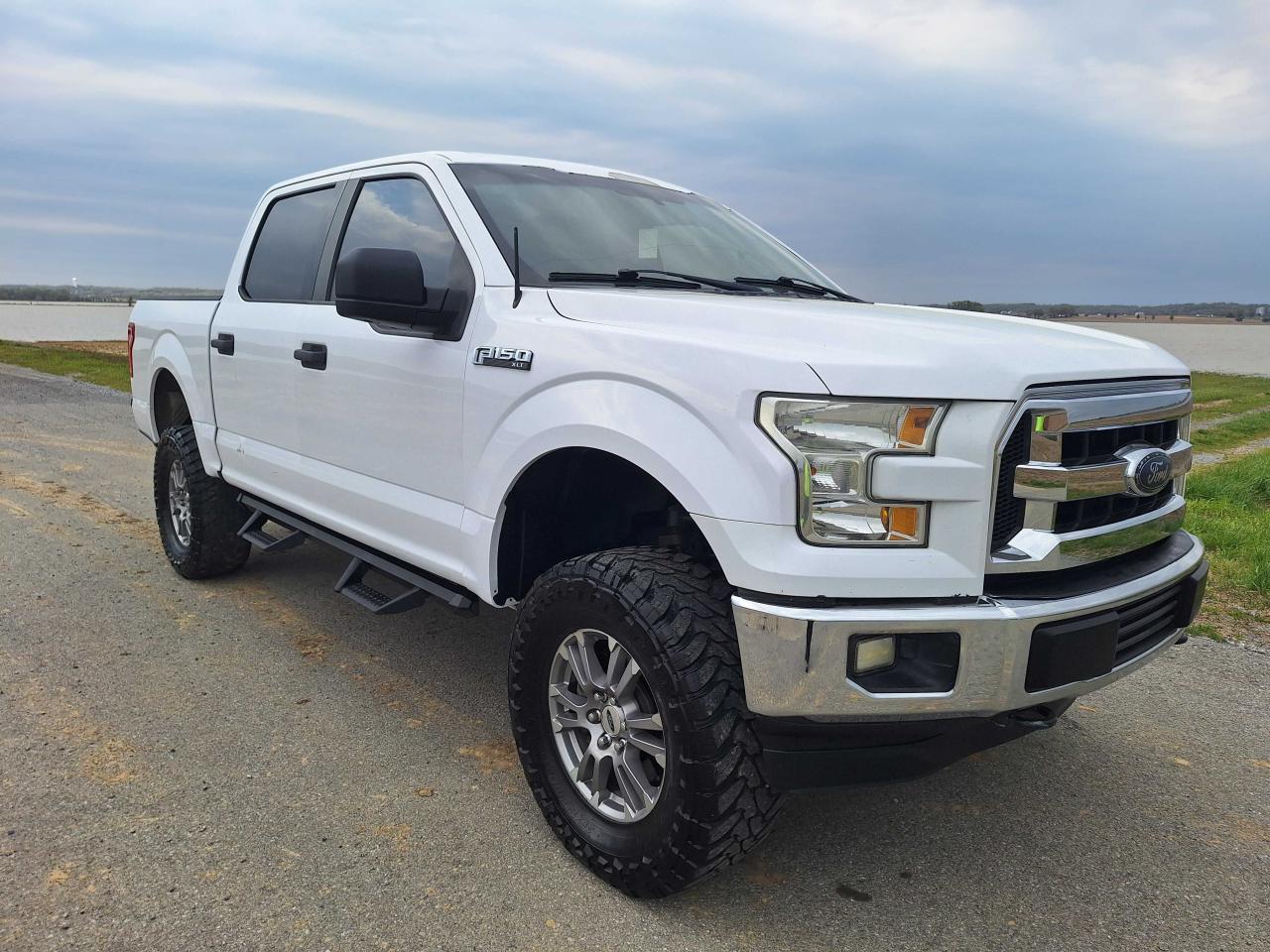 2015 Ford F150 Supercrew for Sale in Earlington, KY - Minor Dent/Scratches