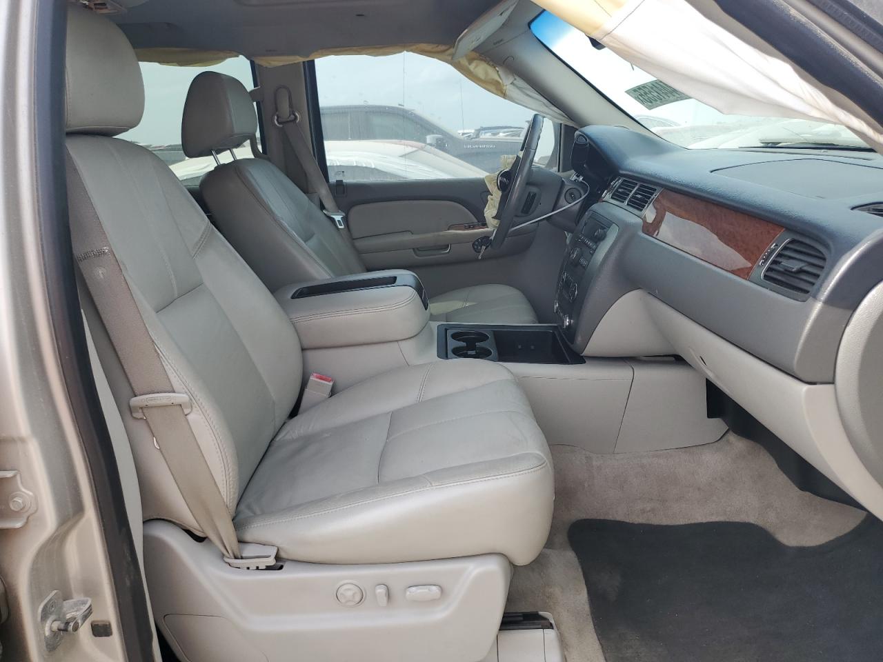 2007 GMC Yukon VIN: 1GKFC130X7R257518 Lot: 44441555