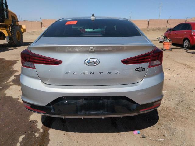  HYUNDAI ELANTRA 2020 Серебристый