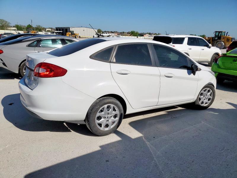 FORD FIESTA 2013 Biały