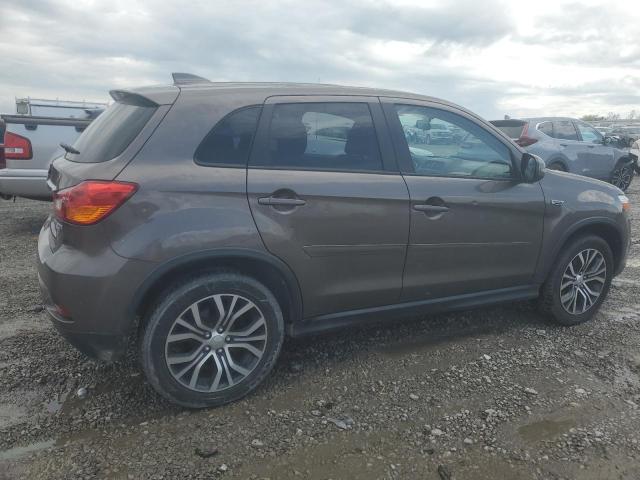  MITSUBISHI OUTLANDER 2018 Коричневый