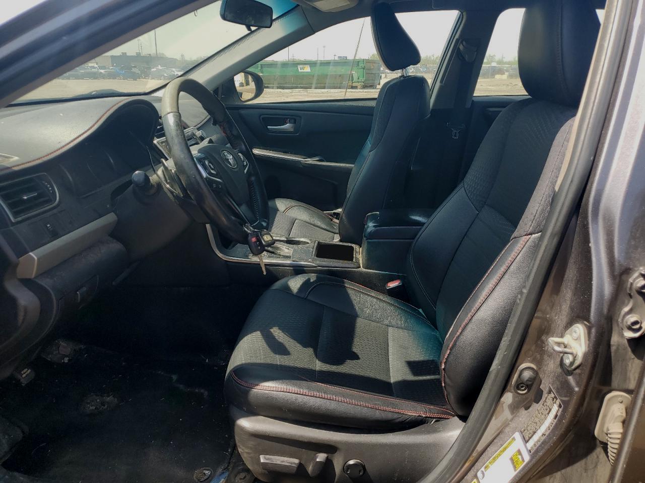 4T1BF1FK9FU921460 2015 Toyota Camry Le