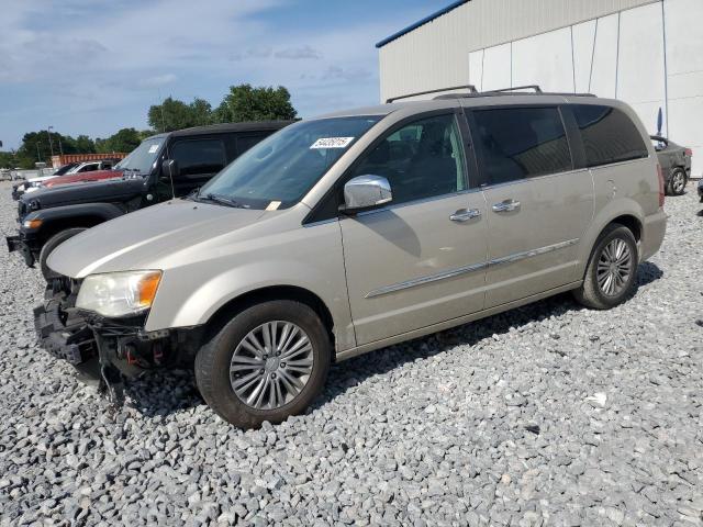  CHRYSLER MINIVAN 2014 tan
