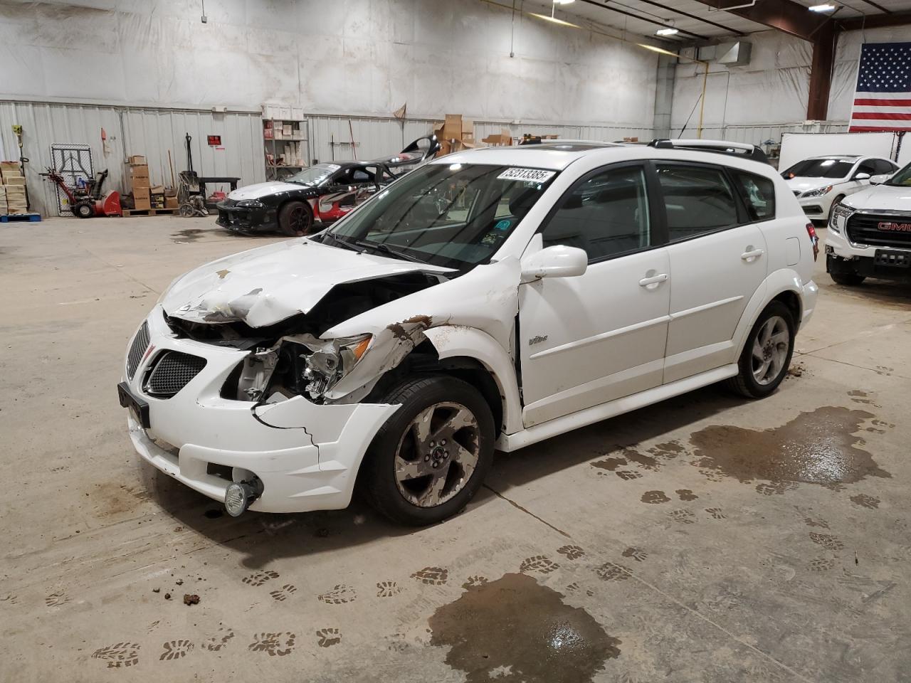2006 Pontiac Vibe for Sale in Milwaukee, WI - Front End