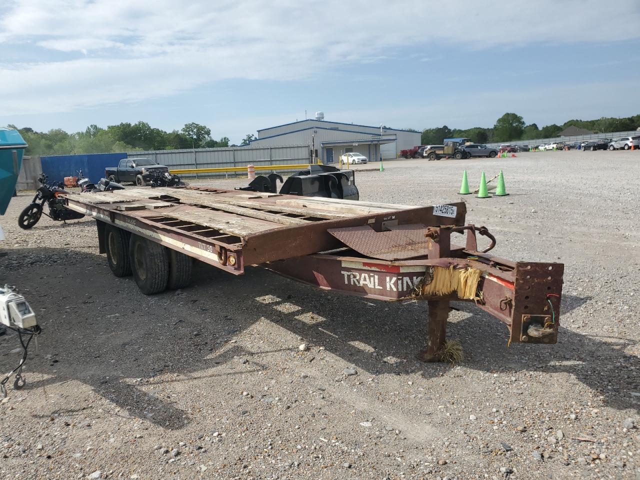 2002 Trail King Tilt Deck Equipment Trailer for Sale in Florence, MS - All Over