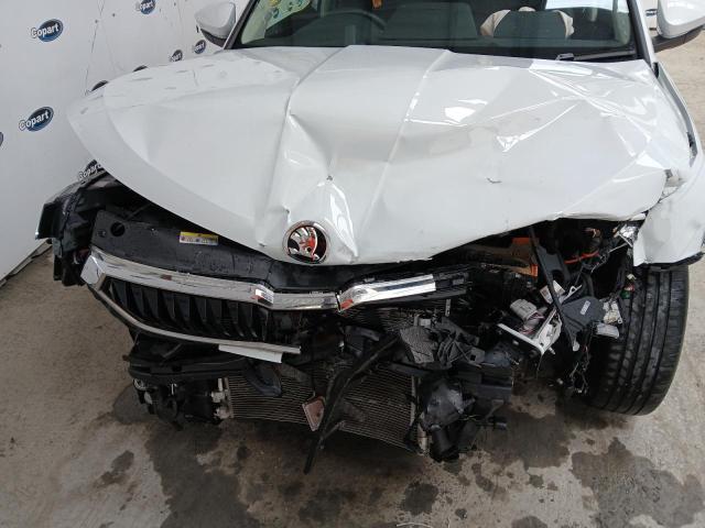 2024 SKODA KAROQ SE L