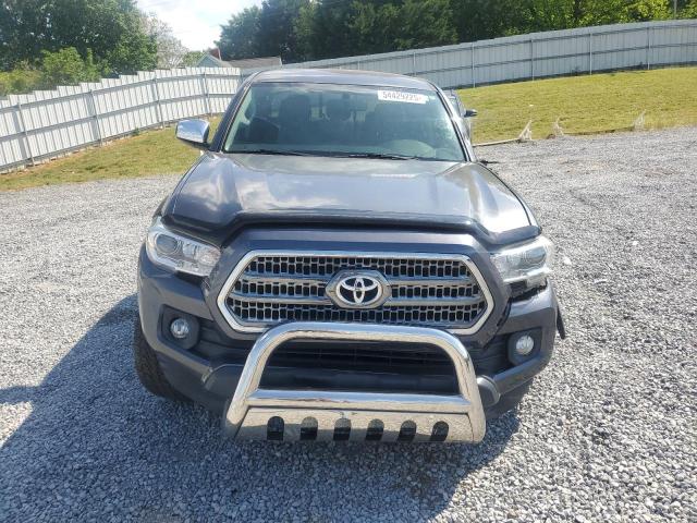  TOYOTA TACOMA 2017 Серый