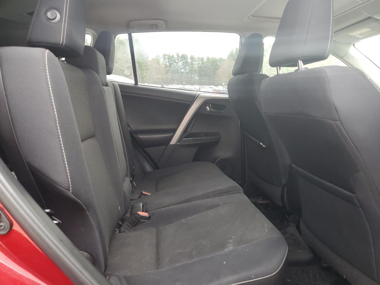 2t3rfrev1jw771224 2T3RFREV1JW771224 2018 Toyota Rav4 Adventure