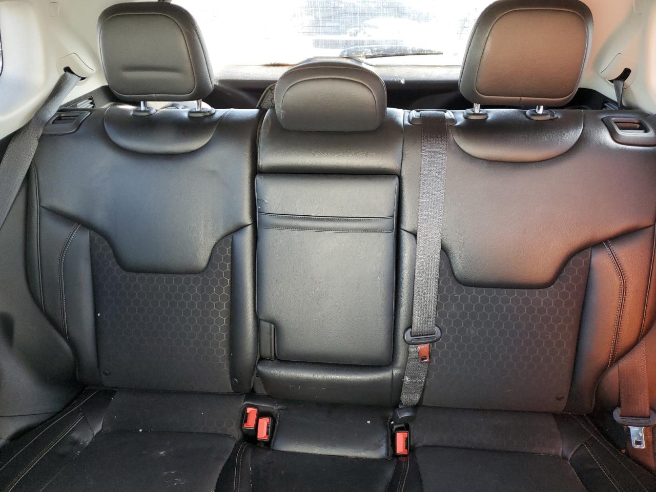 2018 Jeep Compass Latitude VIN: 3C4NJDBB8JT245898 Lot: 54578425