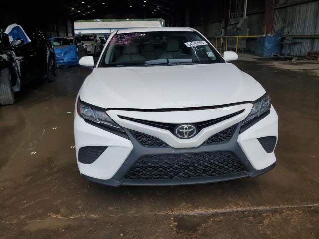  TOYOTA CAMRY 2018 Biały