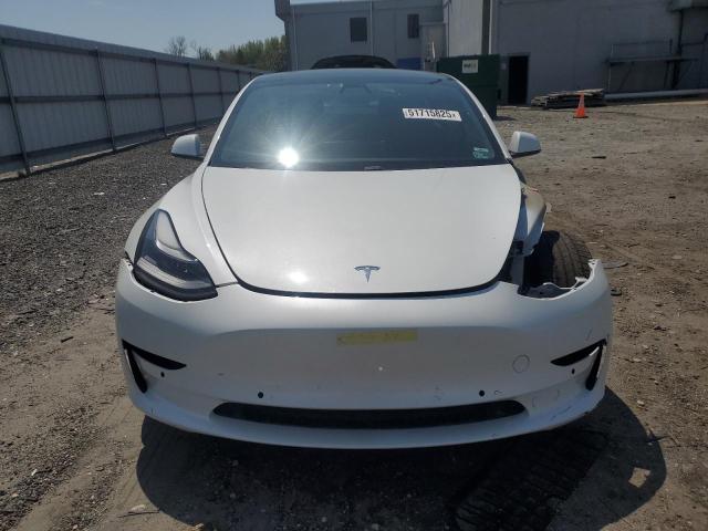  TESLA MODEL 3 2021 Білий