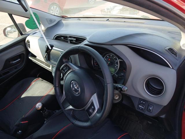 2015 TOYOTA YARIS ICON