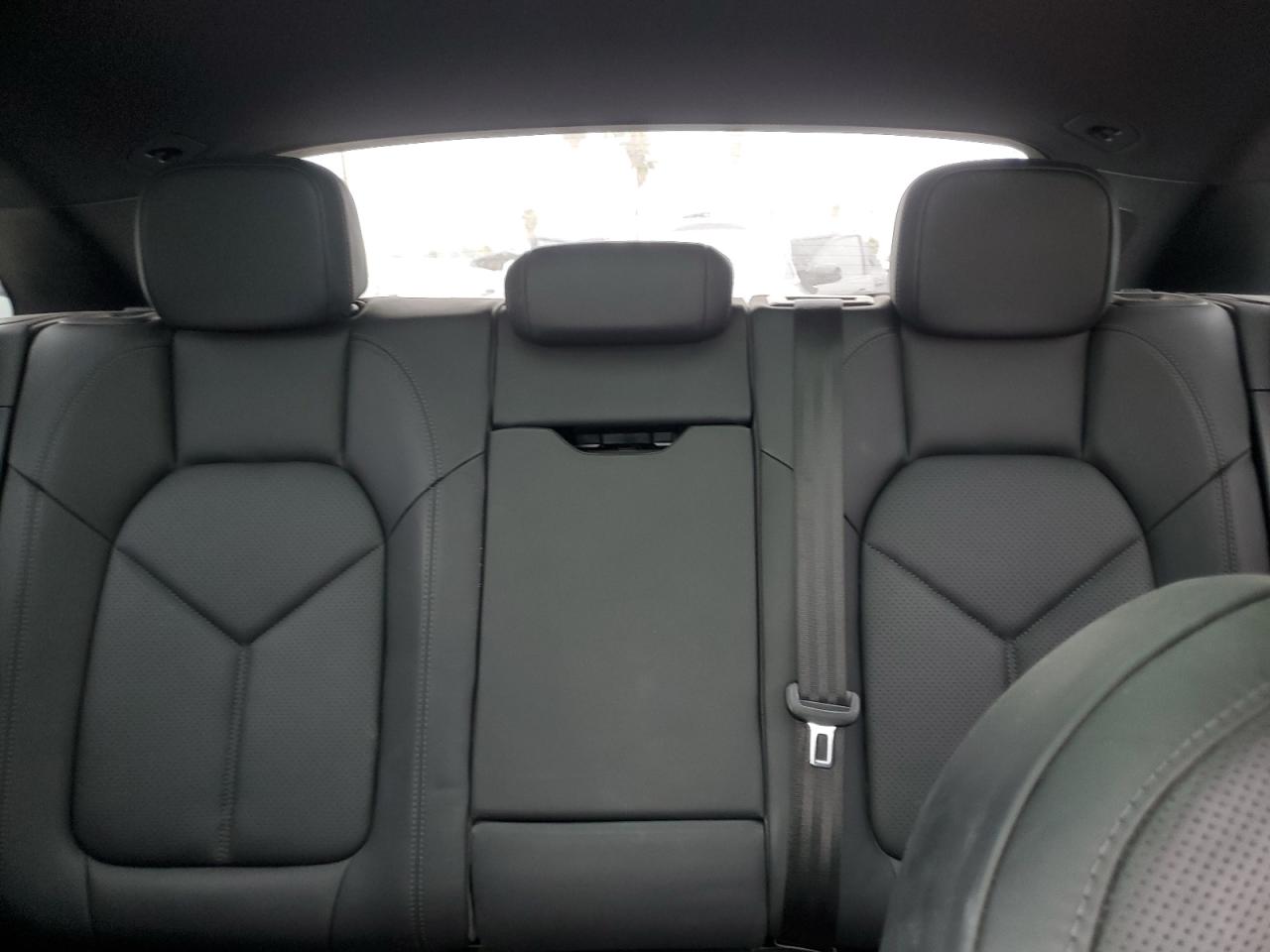 2020 Porsche Macan VIN: WP1AA2A58LLB15213 Lot: 51792865