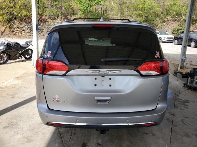  CHRYSLER PACIFICA 2018 Srebrny