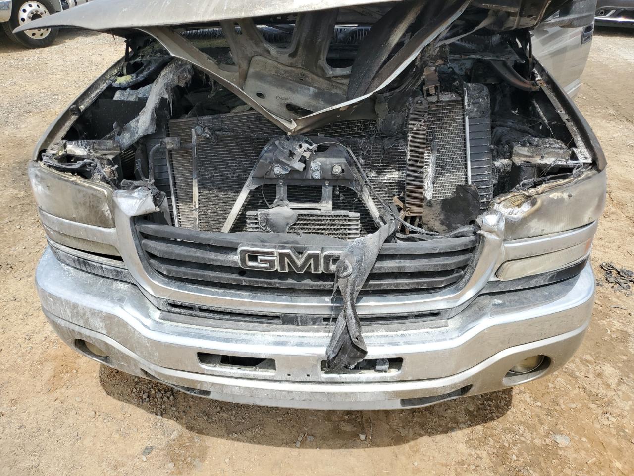 2003 GMC Sierra K2500 Heavy Duty VIN: 1GTHK23G83F199950 Lot: 54575835