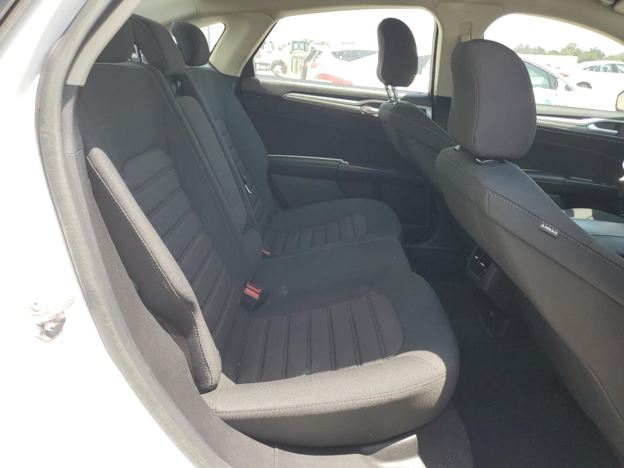 2020 Ford Fusion Se VIN: 3FA6P0LUXLR119091 Lot: 54024565