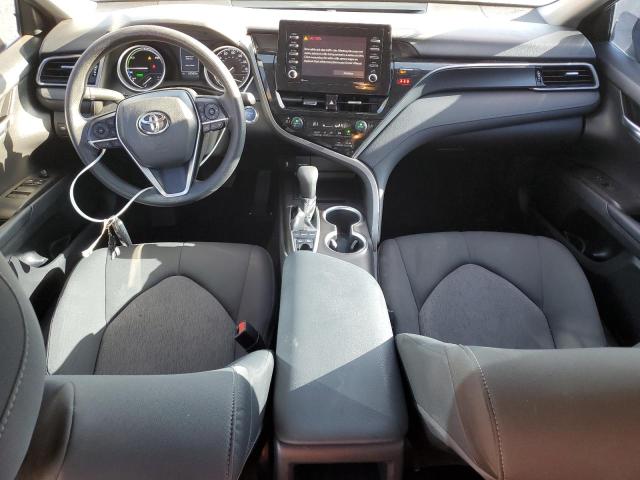 TOYOTA CAMRY 2022 Серебристый