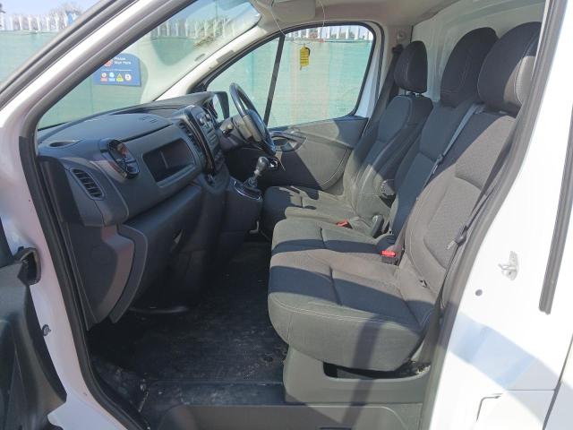 2018 VAUXHALL VIVARO 290