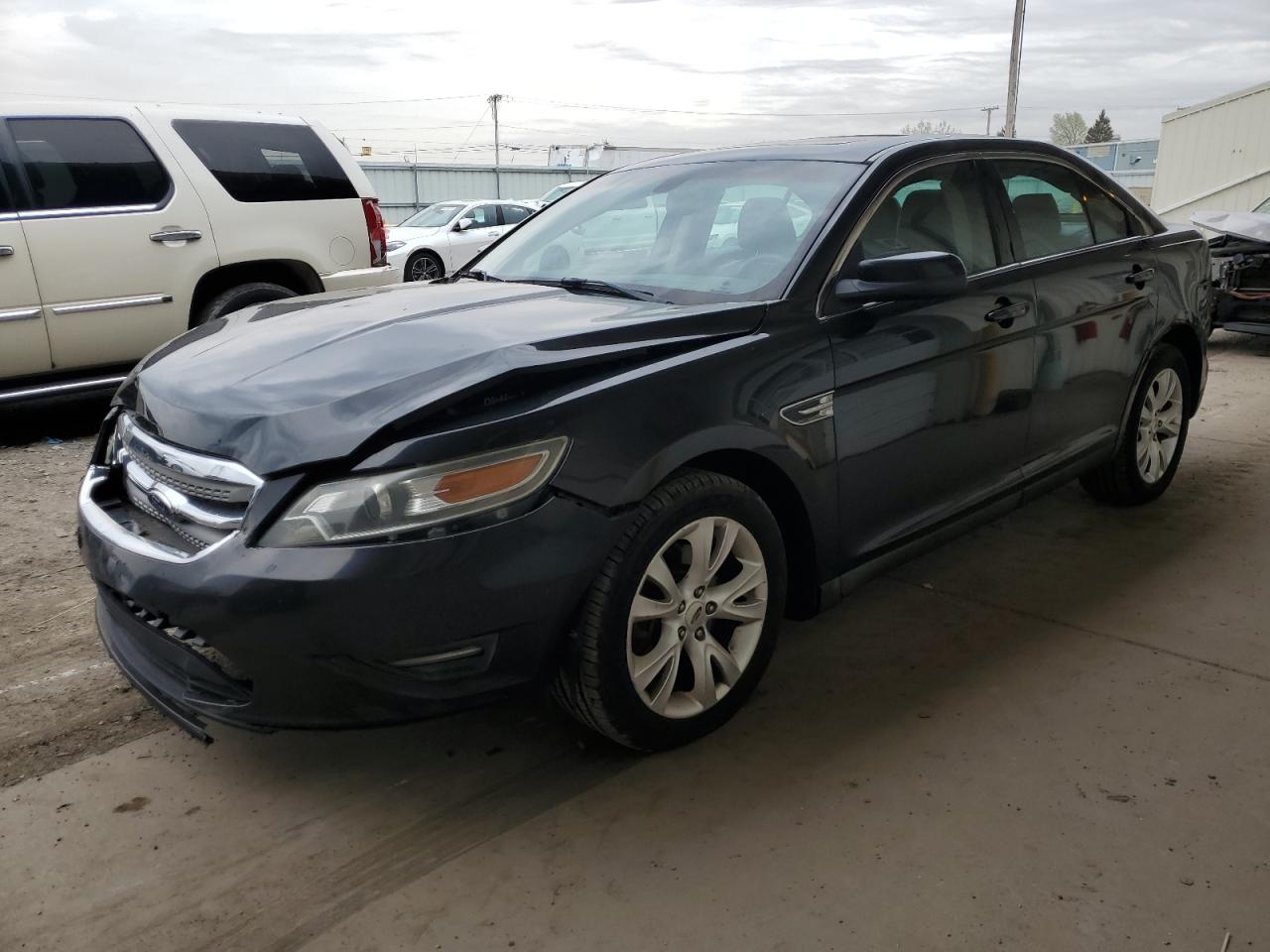 2011 Ford Taurus Sel for Sale in Dyer, IN - Front End