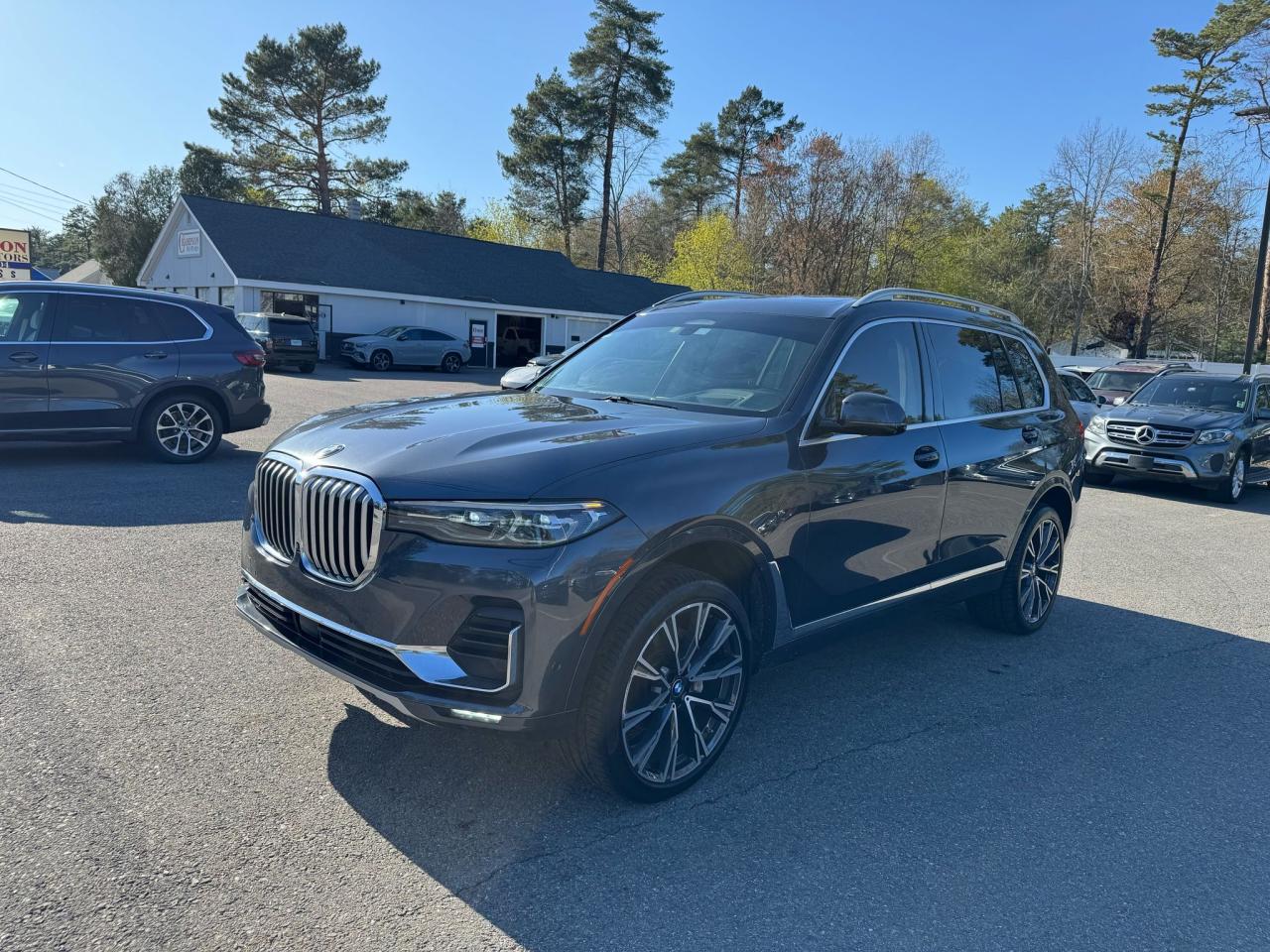 2019 Bmw X7 Xdrive40I for Sale in North Billerica, MA - Minor Dent/Scratches