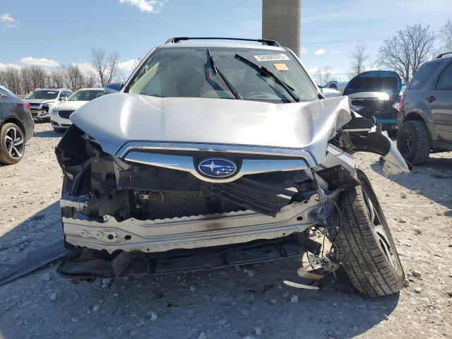  SUBARU FORESTER 2019 Сріблястий