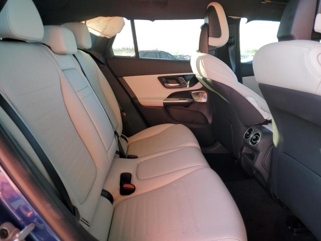 2025 MERCEDES-BENZ GLC 300