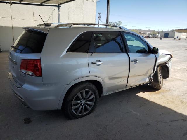  KIA SORENTO 2013 Srebrny