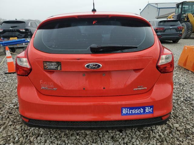 Хетчбеки FORD FOCUS 2013 Червоний