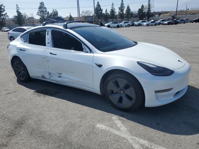  TESLA MODEL 3 2021 Biały