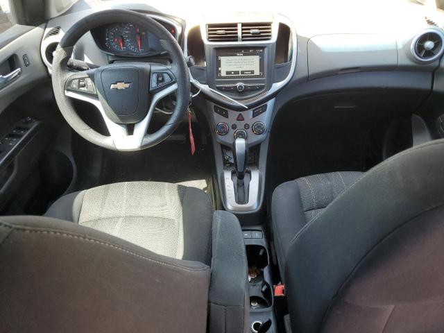 Sedans CHEVROLET SONIC 2017 Czerwony