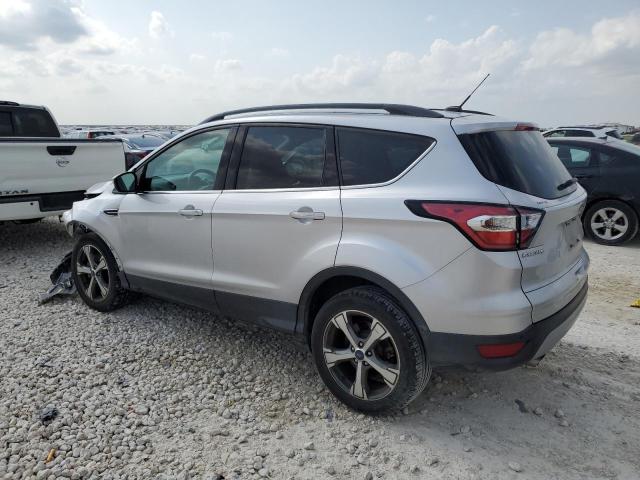  FORD ESCAPE 2017 Srebrny