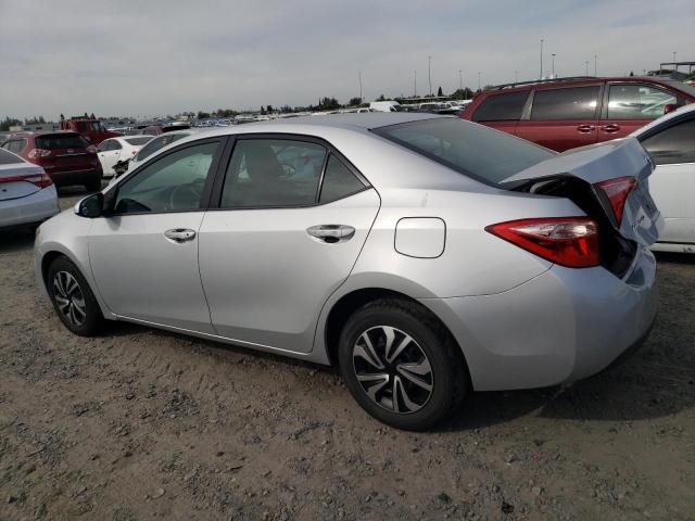  TOYOTA COROLLA 2017 Серебристый